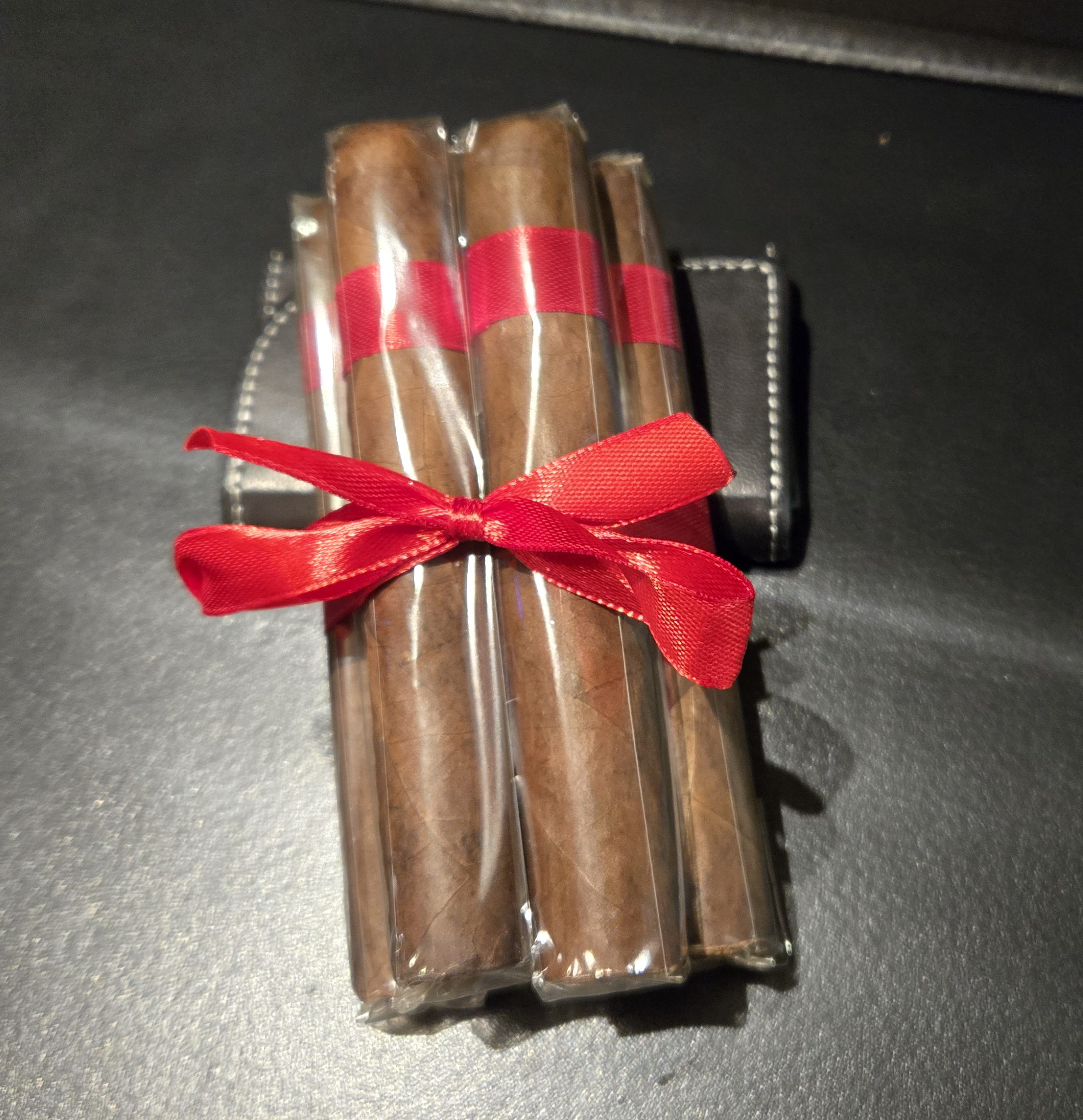 Mo’C – “Red”